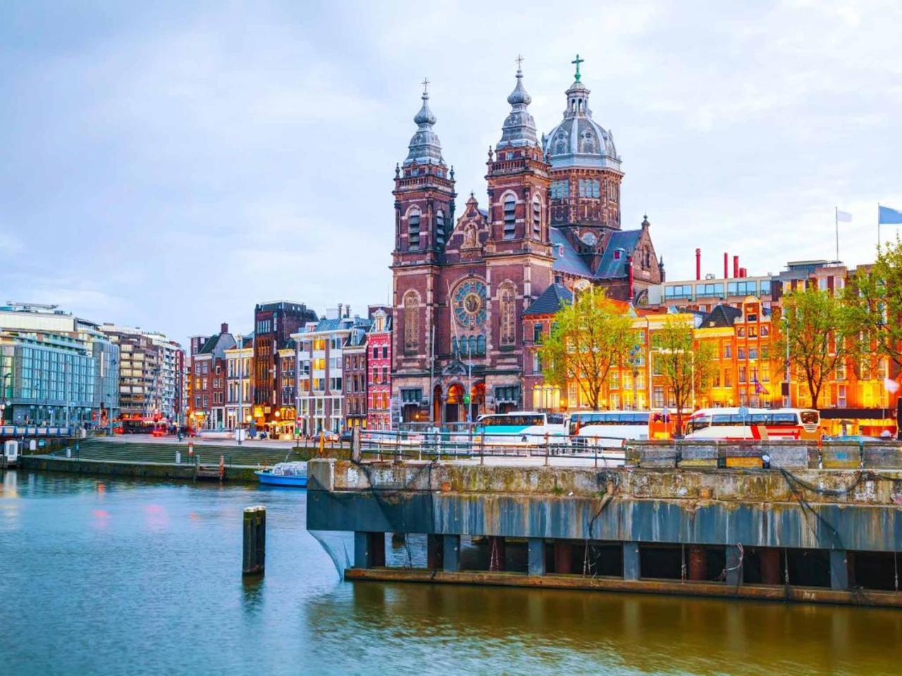 City Heart Station Amsterdam Exterior photo